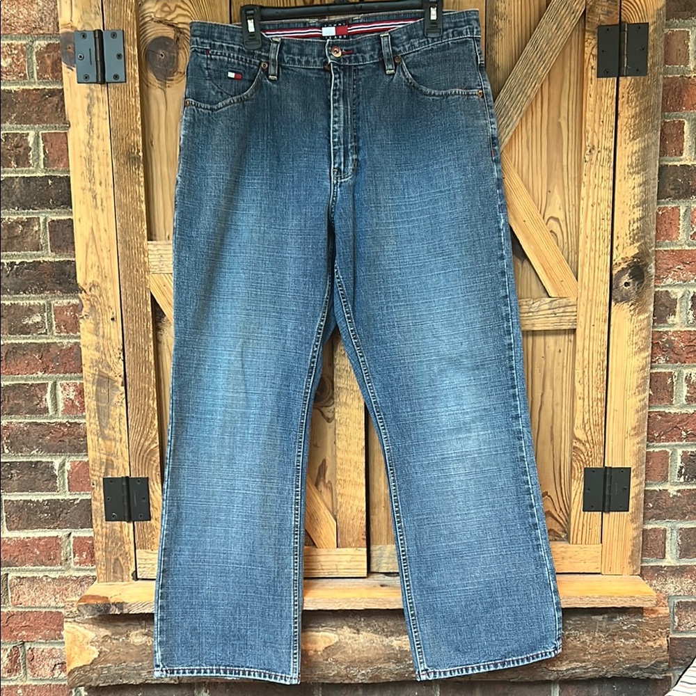Men’s Vintage Y2K Tommy Hilfiger Blue Relaxed Jeans with Classic Style Rare